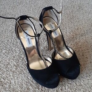 STEVE MADDEN suede leather 7.5 metal design heels